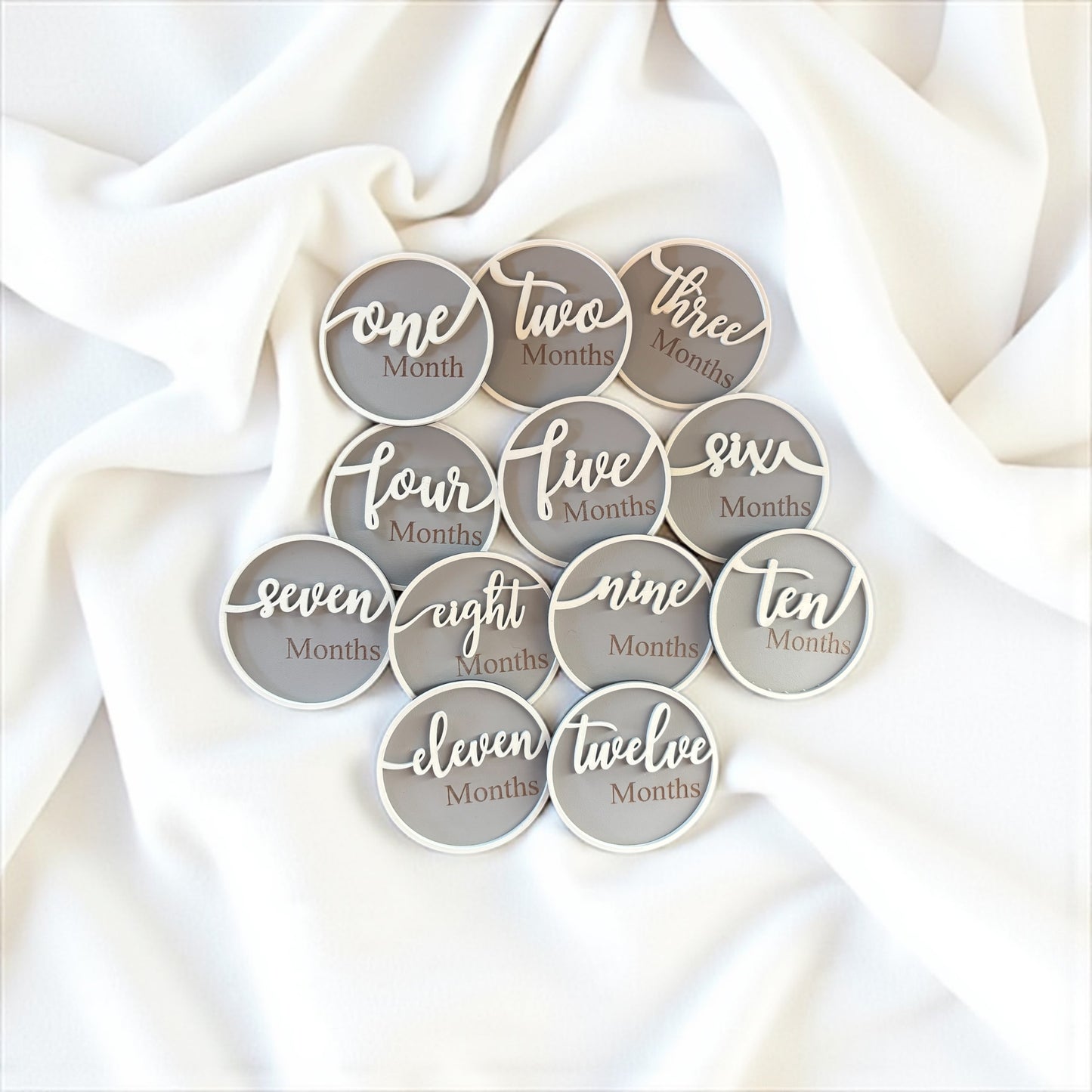 3D Wooden Baby Milestone Discs – Laser-Cut Monthly Photo Set (1–12 Months)